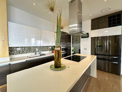 Casa de 3 alcobas en venta en Altos Del Poblado, Medellín, 1800 m² · foto 6 de 20