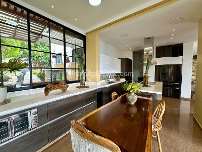 Casa de 3 alcobas en venta en Altos Del Poblado, Medellín, 1800 m² · foto 7 de 20