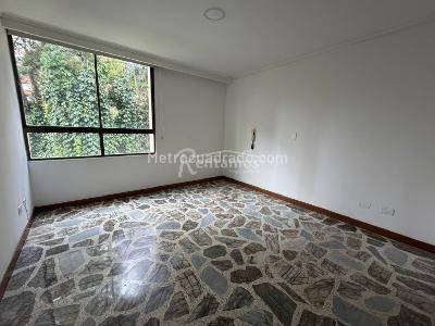 Apartamento en venta en El Campestre, Medellín · foto 12 de 20