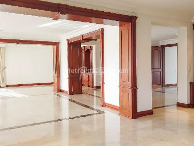 Apartamento en venta en El Poblado, Medellín · foto 3 de 14
