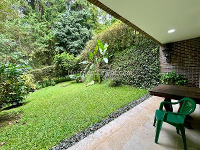 Casa de 3 alcobas en venta en Loma El Atravesado, Envigado, 286 m² · foto 10 de 20