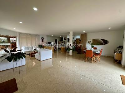 Casa de 4 alcobas en venta en El Esmeraldal, Envigado, 450 m² · foto 3 de 20