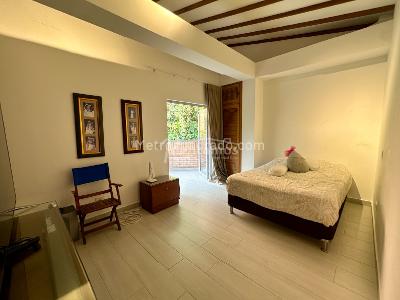 Casa de 4 alcobas en venta en El Esmeraldal, Envigado, 450 m² · foto 10 de 20