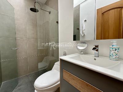 Casa de 4 alcobas en venta en El Esmeraldal, Envigado, 450 m² · foto 13 de 20