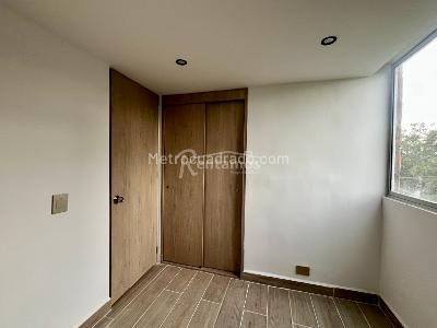 Apartamento de 2 alcobas en venta en Vereda Pan De Azucar, Sabaneta, 53 m² · foto 7 de 16