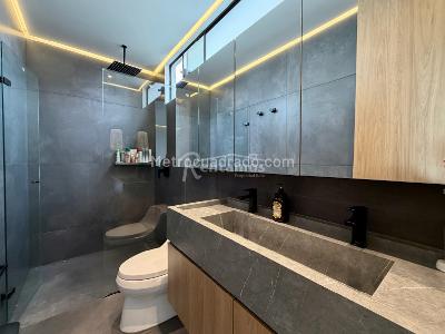 Apartamento de 2 alcobas en venta en Los Naranjos, Medellín, 156 m² · foto 6 de 15