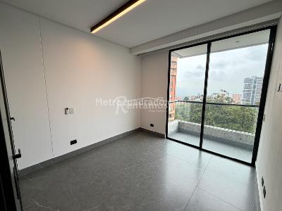 Apartamento de 2 alcobas en venta en Los Naranjos, Medellín, 156 m² · foto 7 de 15
