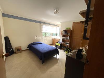 Apartamento de 3 alcobas en venta en Castropol, Medellín, 230 m² · foto 7 de 20
