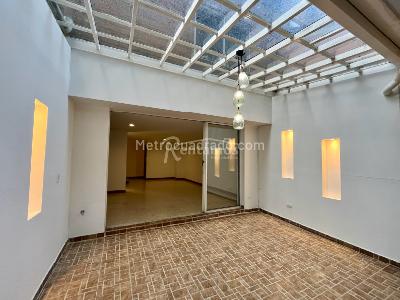 Casa de 3 alcobas en venta en La Frontera, Medellín, 200 m² · foto 15 de 20