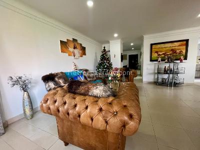 Apartamento en venta en El Poblado, Medellín · foto 8 de 20