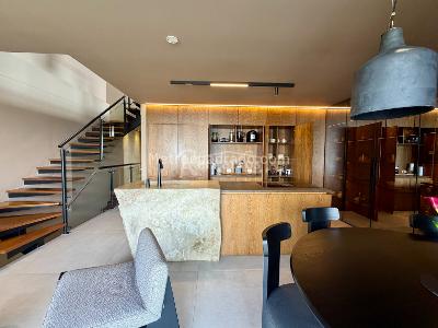 Casa de 3 alcobas en venta en Loma El Atravesado, Envigado, 223 m² · foto 2 de 20