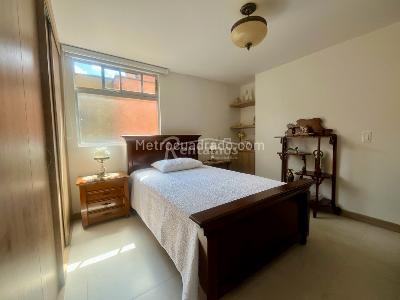 Apartamento de 3 alcobas en venta en Zuñiga, Envigado, 163 m² · foto 19 de 20