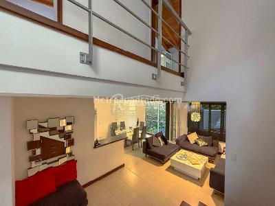 Casa de 3 alcobas en venta en Intermedia, Envigado, 198 m² · foto 5 de 20