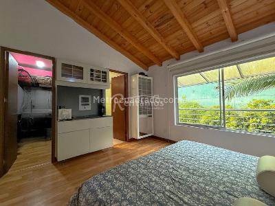 Casa de 3 alcobas en venta en Intermedia, Envigado, 198 m² · foto 9 de 20