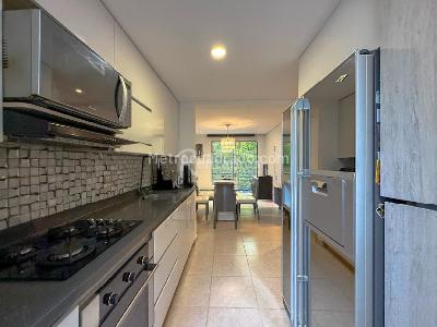 Casa de 3 alcobas en venta en Intermedia, Envigado, 198 m² · foto 15 de 20