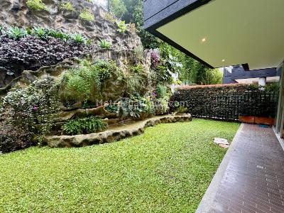 Casa de 4 alcobas en venta en Loma El Atravesado, Envigado, 345 m² · foto 19 de 20