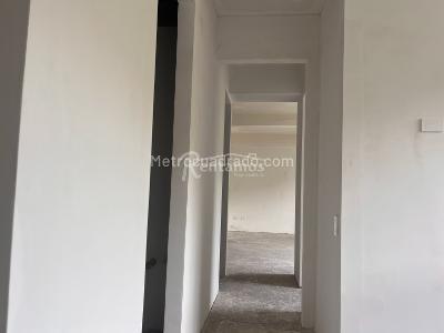Apartamento de 2 alcobas en venta en Loma De Pan De Azucar, Sabaneta, 64 m² · foto 6 de 19