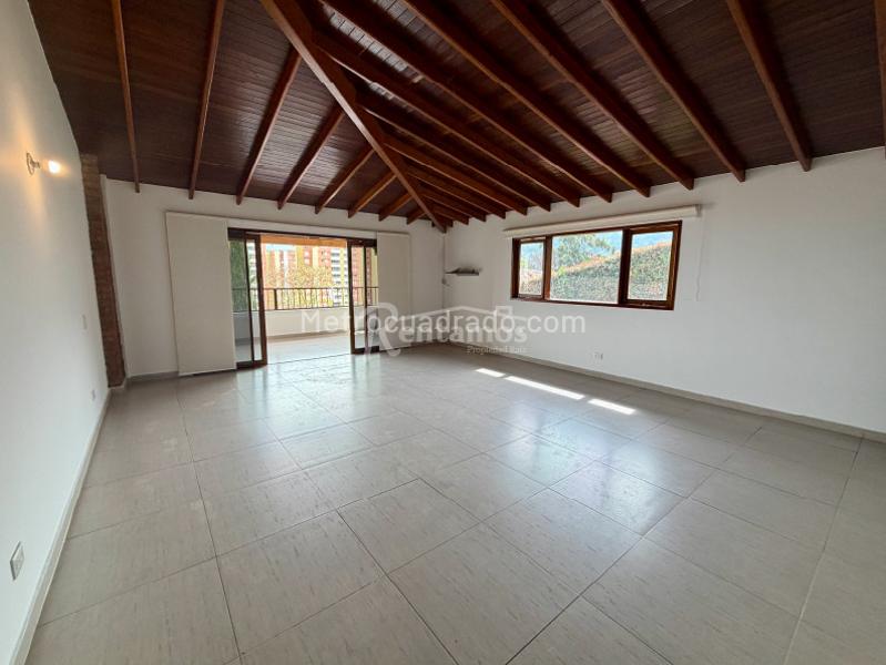 4BR House in Las Antillas (400 m²) - 3