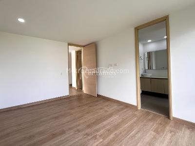 Apartamento de 3 alcobas en venta en Loma Del Chocho, Envigado, 130 m² · foto 12 de 20