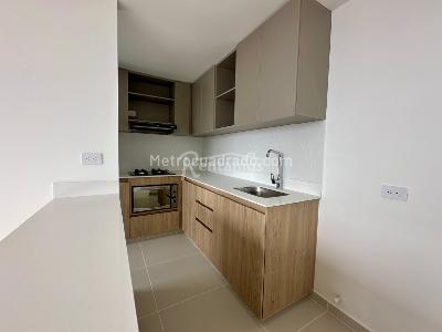 Apartamento de 3 alcobas en venta en Sabaneta, Sabaneta, 73 m² · foto 6 de 16