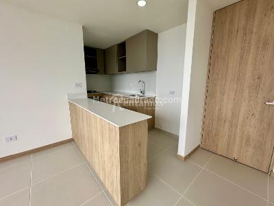 Apartamento de 3 alcobas en venta en Sabaneta, Sabaneta, 73 m² · foto 8 de 16