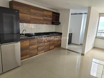 Apartamento de 4 alcobas en venta en Calle Del Banco, Sabaneta, 119 m² · foto 3 de 20