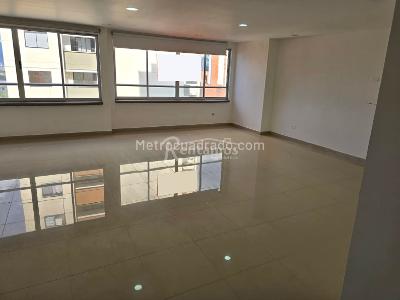 Apartamento de 4 alcobas en venta en Calle Del Banco, Sabaneta, 119 m² · foto 5 de 20