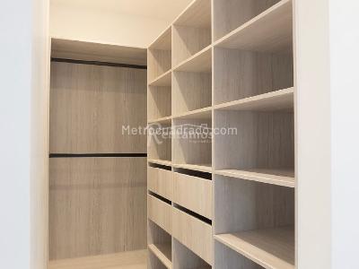 Apartamento de 2 alcobas en venta en San Jose, Sabaneta, 74 m² · foto 6 de 20