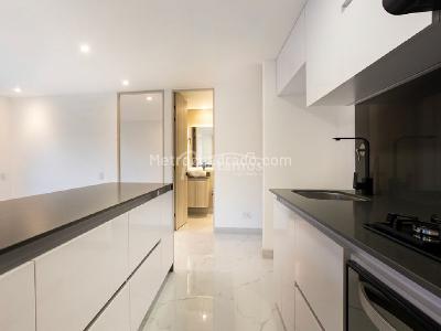 Apartamento de 2 alcobas en venta en San Jose, Sabaneta, 74 m² · foto 9 de 20