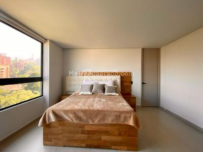 Apartamento en venta en El Tesoro, Medellín · foto 19 de 20