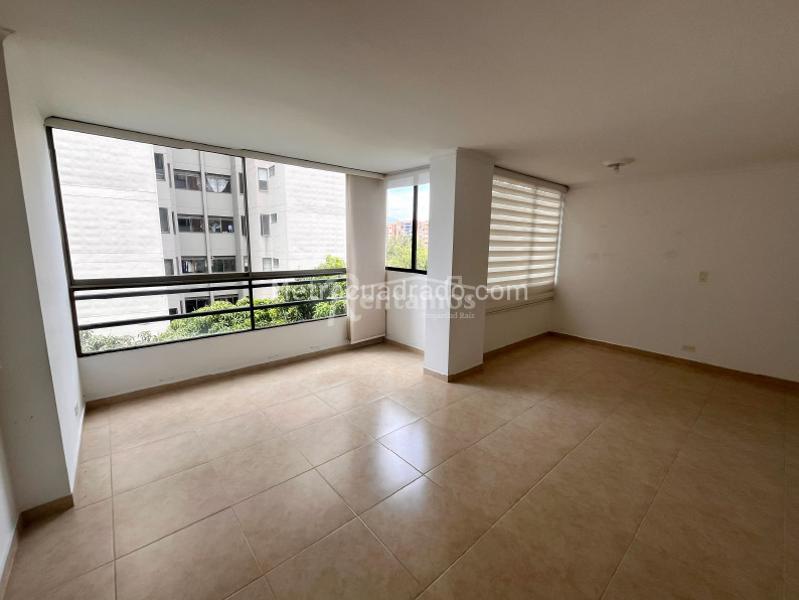 Apartamento de 3 Alcobas en La Frontera con Excelentes Amenidades - 2