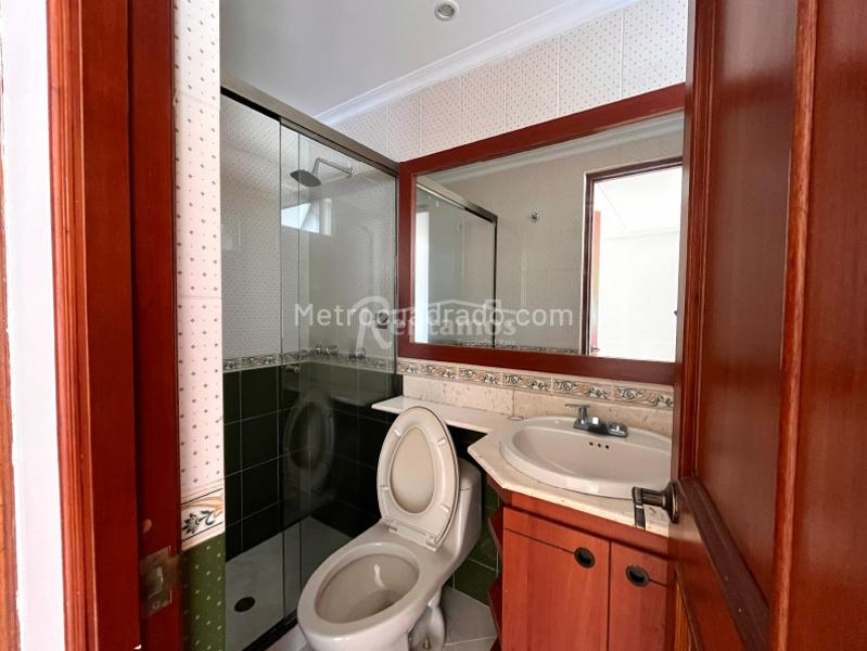 Casa en Arriendo de 4 Alcobas en El Poblado, Los Balsos - 4