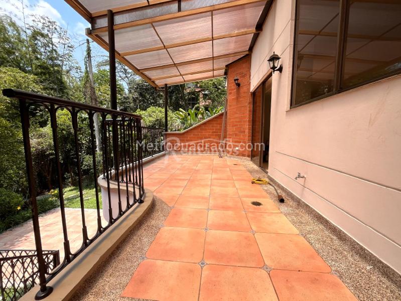 Casa en Arriendo de 4 Alcobas en El Poblado, Los Balsos - 5