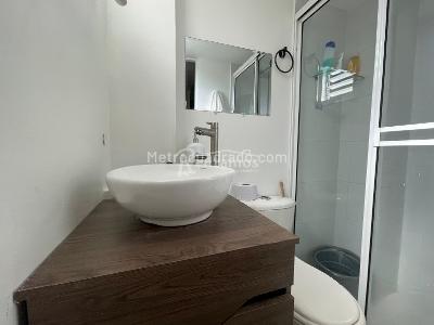 Apartamento en venta en El Poblado, Medellín · foto 8 de 20