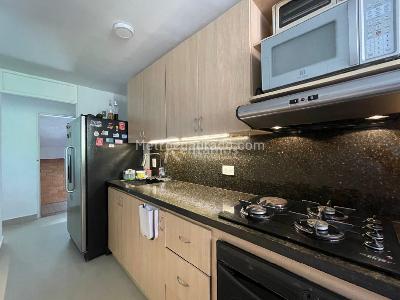 Apartamento en venta en El Poblado, Medellín · foto 20 de 20