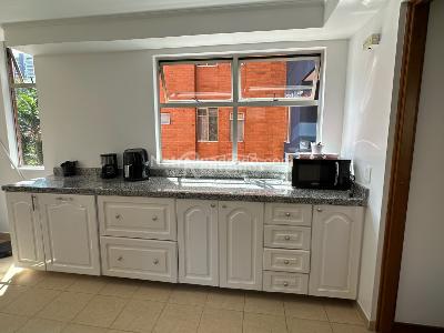 Apartamento de 3 alcobas en venta en El Poblado, Medellín, 129 m² · foto 7 de 20