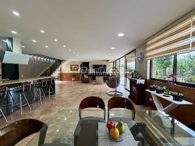 Casa de 5 alcobas en venta en Loma Del Escobero, Envigado, 700 m² · foto 6 de 20