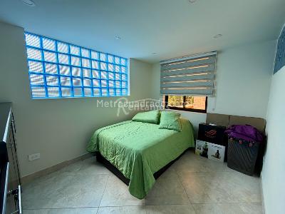 Casa de 5 alcobas en venta en Loma Del Escobero, Envigado, 700 m² · foto 15 de 20