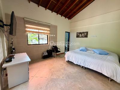 Casa de 5 alcobas en venta en Loma Del Escobero, Envigado, 700 m² · foto 17 de 20
