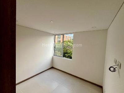 Apartamento de 2 alcobas en venta en Loma De Los Mesa, Envigado, 89 m² · foto 12 de 20