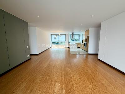 Apartamento de 3 alcobas en venta en El Castillo, Medellín, 171 m² · foto 13 de 20