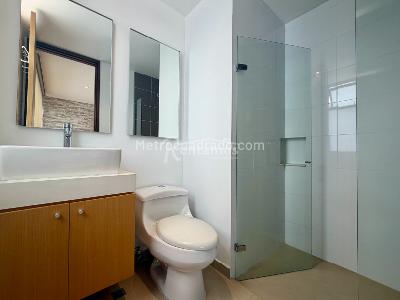 Apartamento de 3 alcobas en venta en El Castillo, Medellín, 171 m² · foto 16 de 20