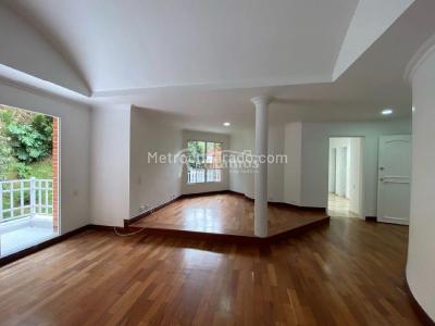 Casa de 4 alcobas en venta en La Calera, Medellín, 770 m² · foto 14 de 20