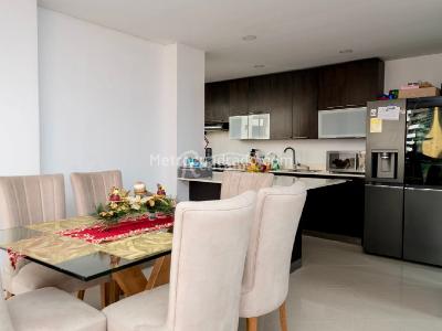Apartamento de 3 alcobas en venta en La Linde, Medellín, 136 m² · foto 5 de 17