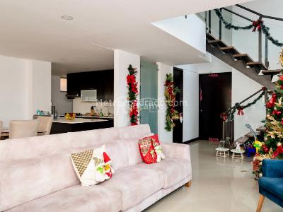 Apartamento de 3 alcobas en venta en La Linde, Medellín, 136 m² · foto 6 de 17