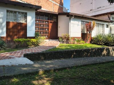 Casa de 3 alcobas en venta en Laureles, Medellín, 210 m² · foto 2 de 20