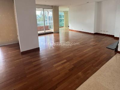 Apartamento de 3 alcobas en venta en El Poblado, Medellín, 272 m² · foto 13 de 20