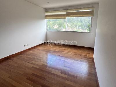 Apartamento de 3 alcobas en venta en El Poblado, Medellín, 272 m² · foto 14 de 20