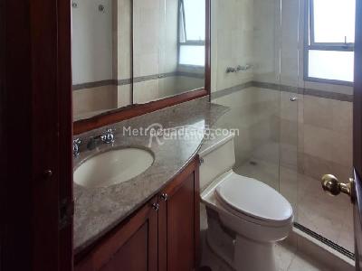 Apartamento en venta en El Tesoro, Medellín · foto 6 de 19