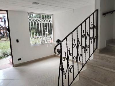 Casa de 3 alcobas en venta en Santa Catalina, Itagüí, 118 m² · foto 6 de 20